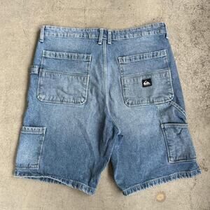 Vintage Y2K Quiksilver Baggy Carpenter Light Wash Skate Short Jorts
